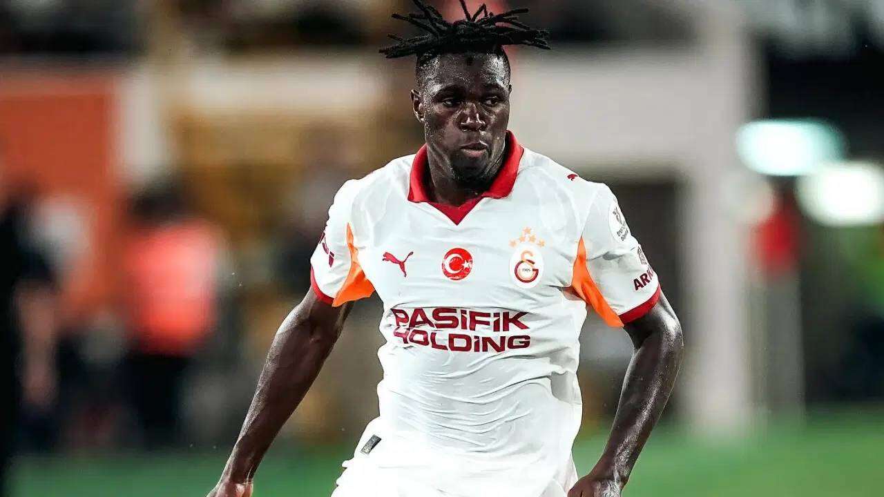 Sakatlık haberleri Dursun Özbek'i çileden çıkardı: Galatasaray'dan Wilfried Singo iddialarına zehir zemberek yanıt! 4